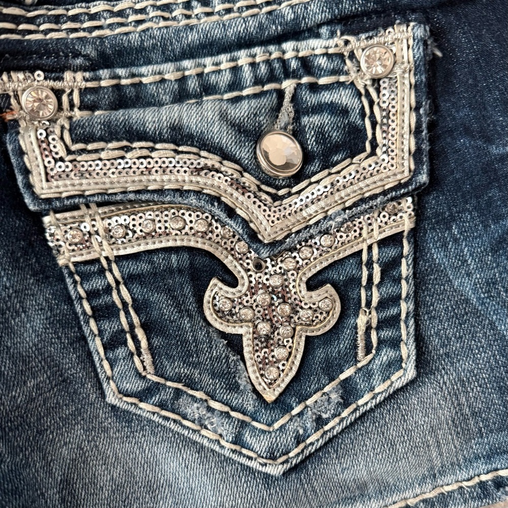 Rock Revival Kai Stretch Short - Picture 12 of 16